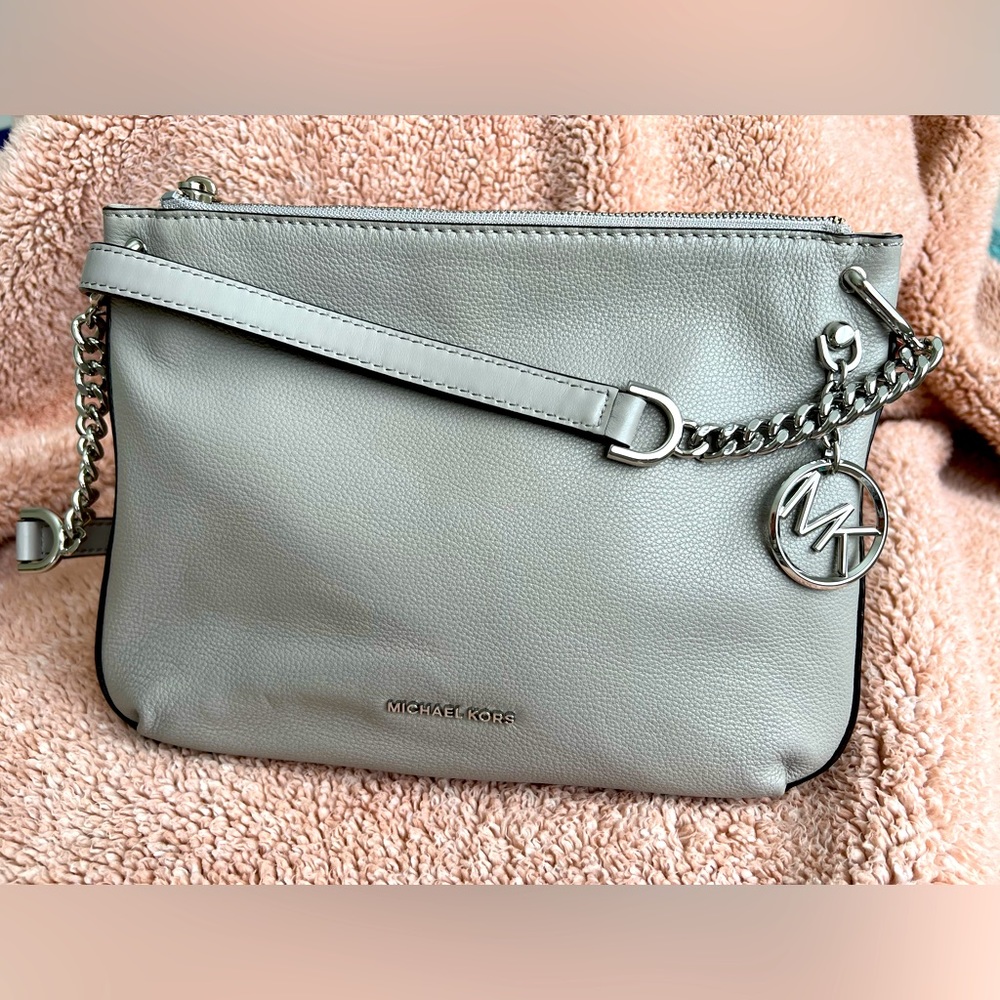 Michael Kors Lillie messenger bag